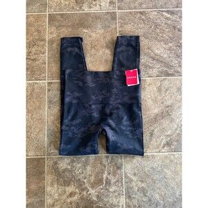 Spanx Look At Me Now Leggings Black Camo Size Medium